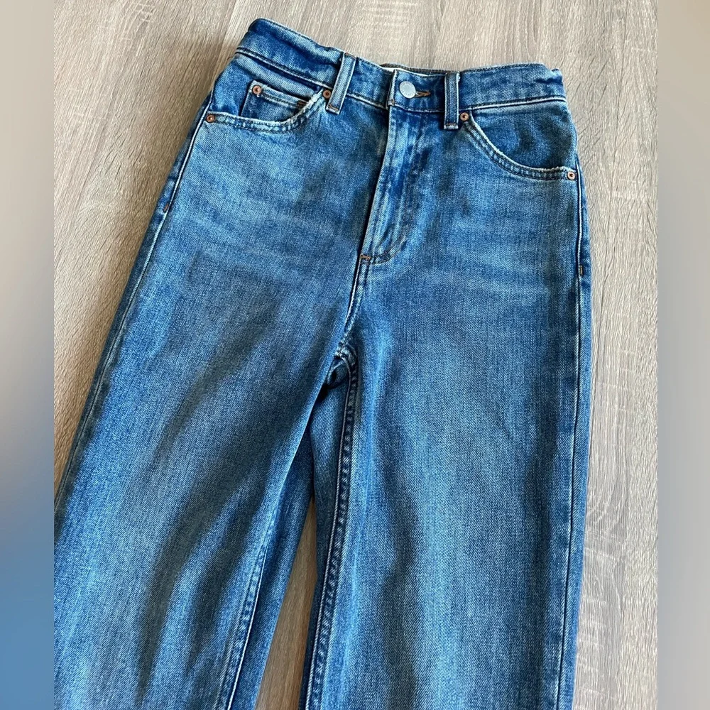 DENIM FORUM The 90s Hi-Rise Stacked Bootcut Jeans. Size 24 - Picture 3 of 11